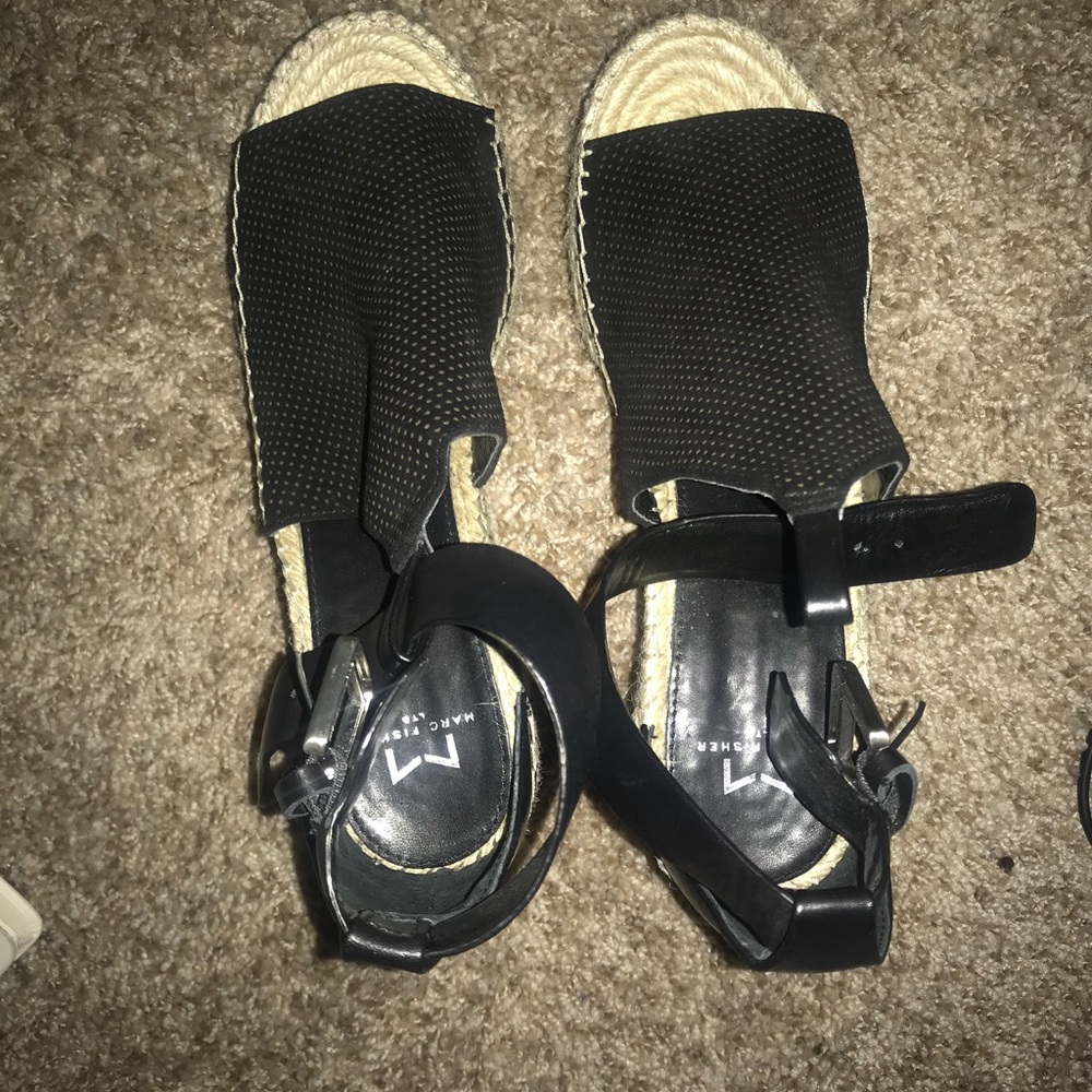 Marc Fisher Adalyn Wedge